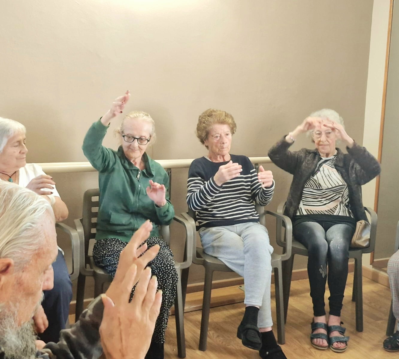 462859427_1051631703512331_478756405422302356_n